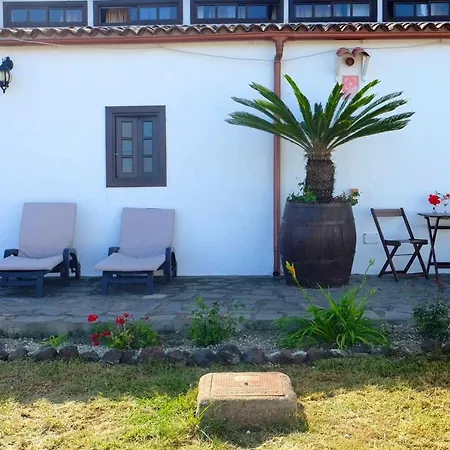 Appartement Charming With Terrace In Silos 40 M²