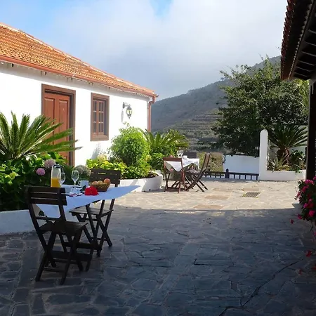 Charming With Terrace In Silos - 40 M²